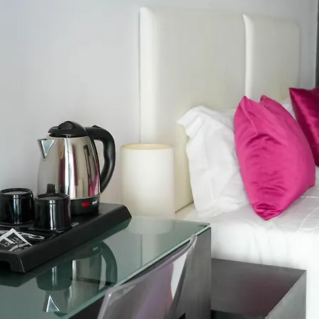 Miramar & נאזרה