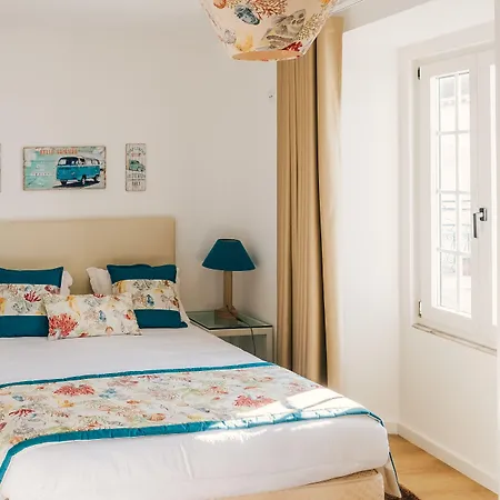 Miramar & 4* נאזרה