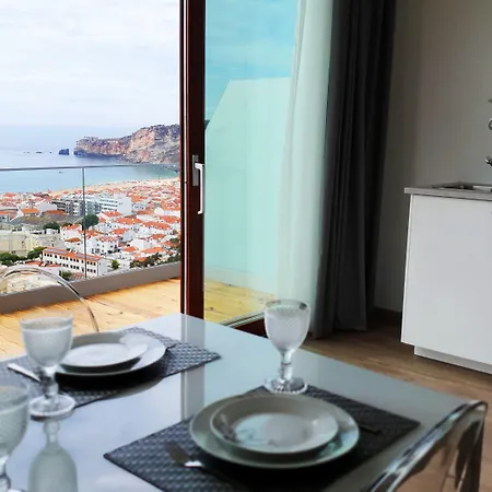 Miramar & מלון נאזרה