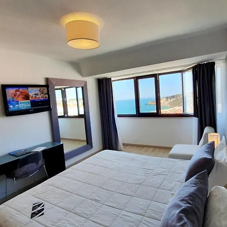 Hotel Miramar & 4*